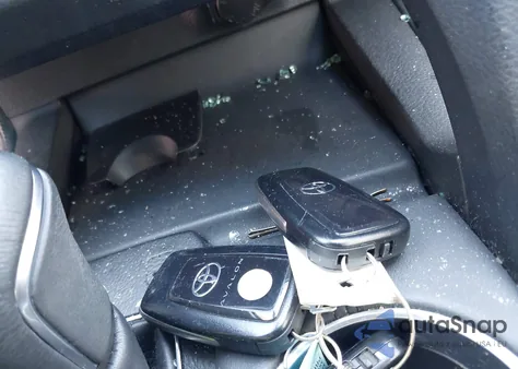 2019 Toyota Avalon Xle z USA, uszkodzony, nr VIN 4T1BZ1FB5KU005103